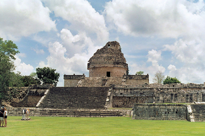 observatorium maya caracol in chichen itza